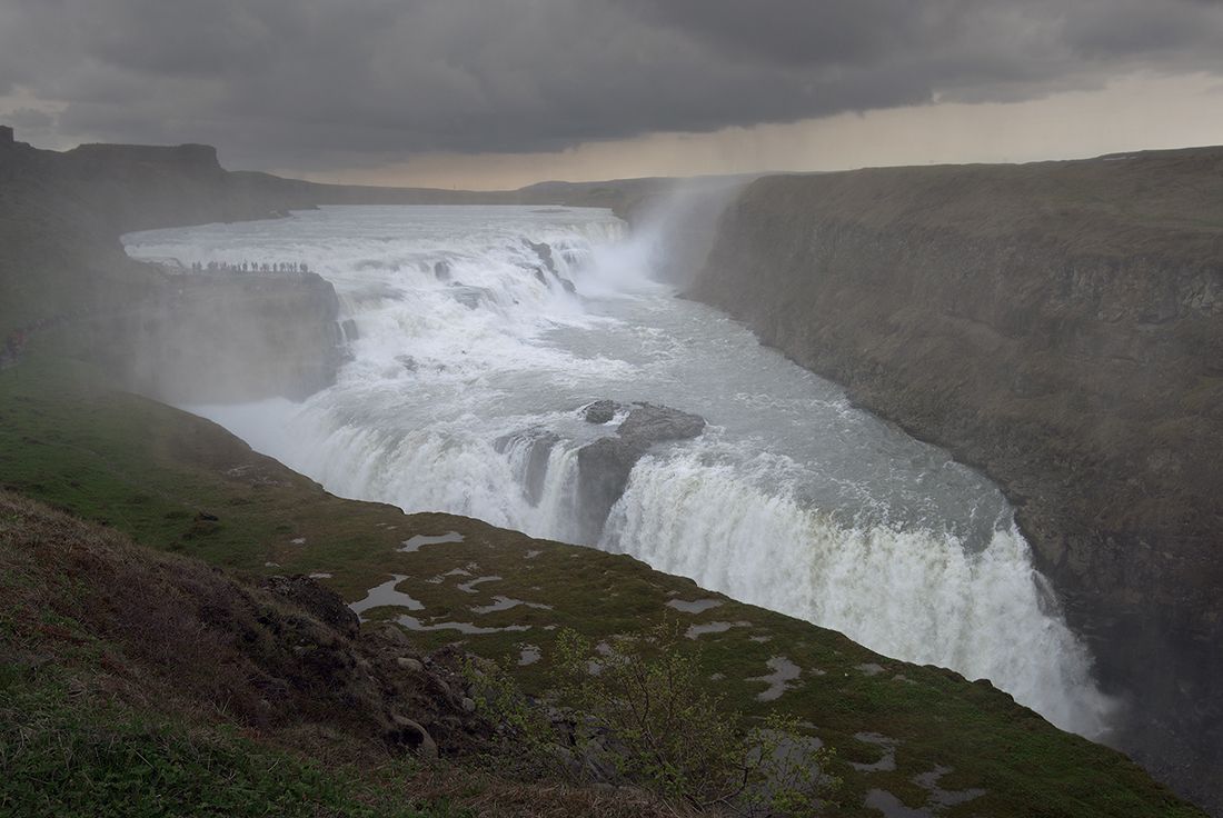 Gullfoss audience