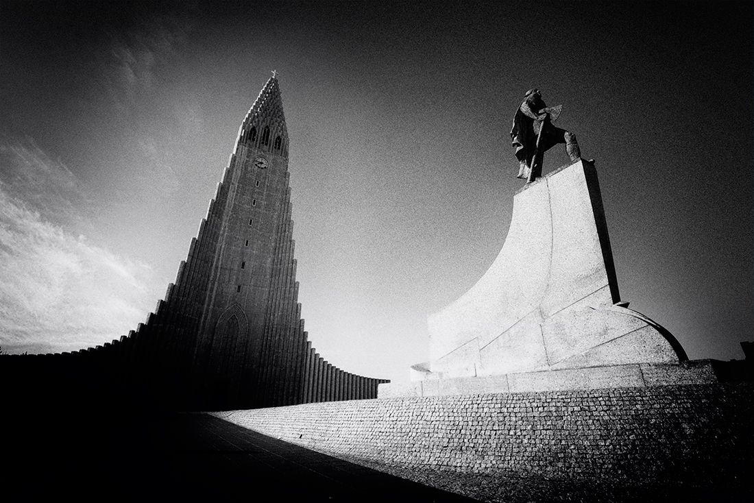 Hallgrimskirkja and Leif Eriksson